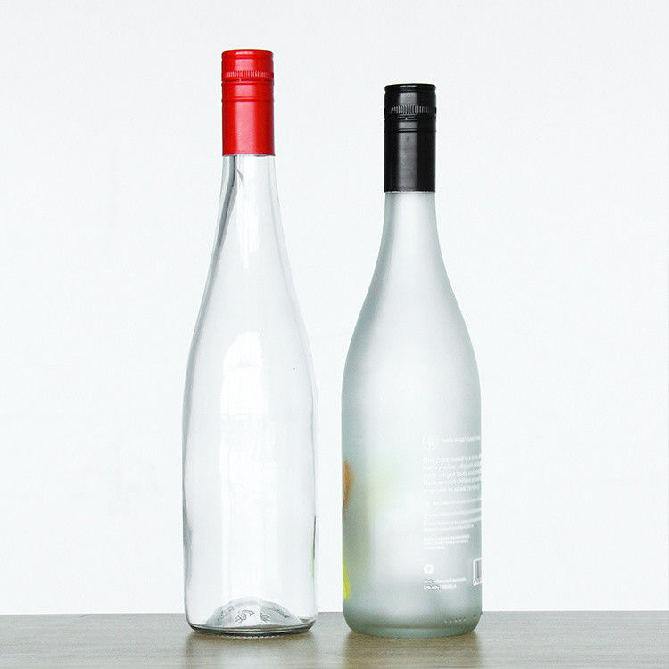 木製のコルク蓋付きの空 750ml ボルドーワインガラスボトル